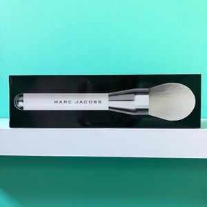 NEW! Marc Jacobs Brush 12 'The Bronze'